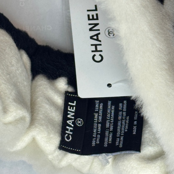 NWT Chanel Shearling Headband main image 14